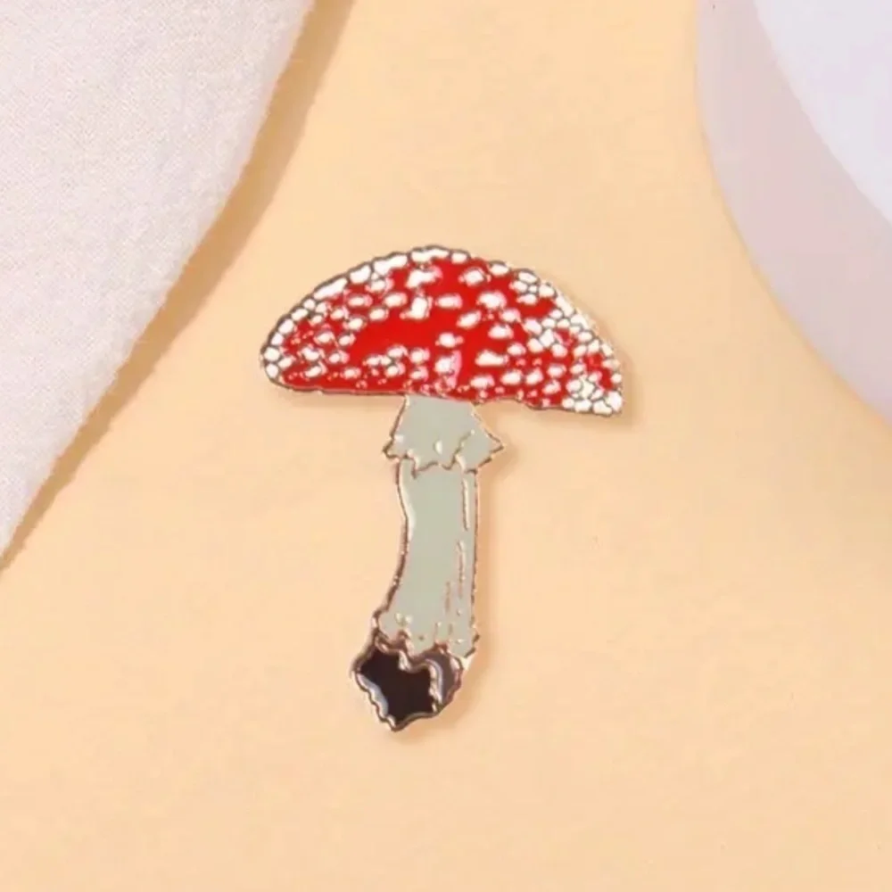 3/$25 Mushroom Fungi Fungus Unisex Pin Badge Brooch Mushroom Hunter